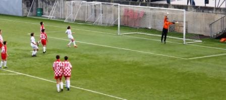 vs u15f 4web